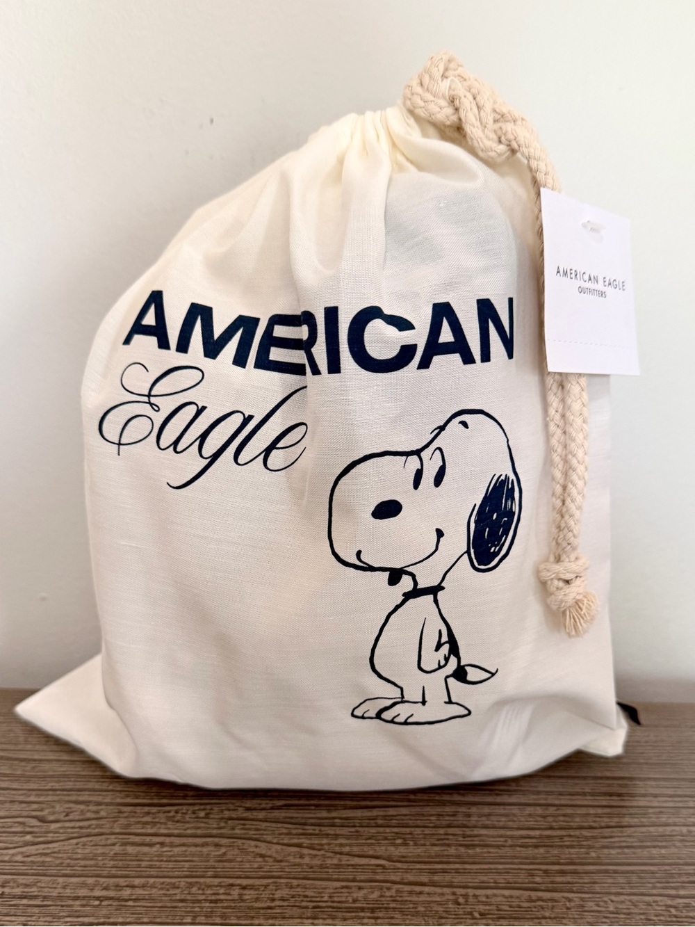 American Eagle x Peanuts 2024 Collectable Denim Stuffed Snoopy With Bag. NWT! - Picture 8 of 16
